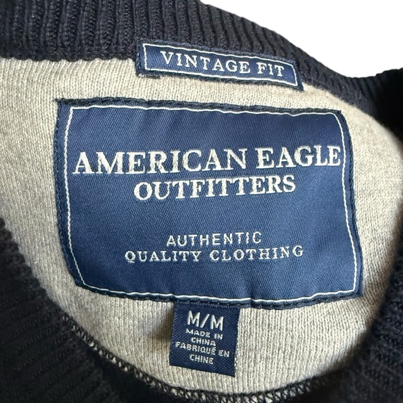 American Eagle Men’s Vintage Fit Navy Blue Crew Neck Sweater Size M Classic Y2K - Picture 8 of 10